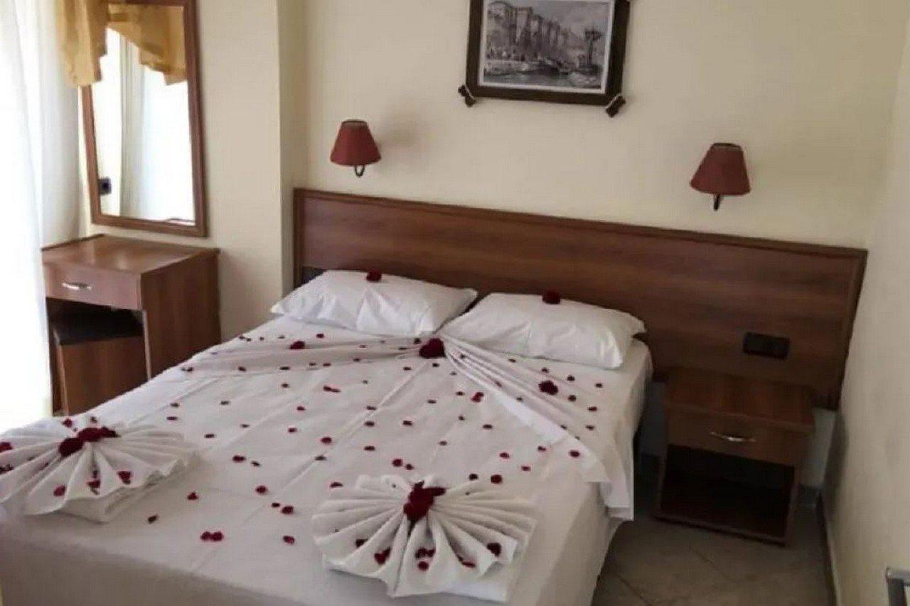 Mutlu Hotel Didim Buitenkant foto