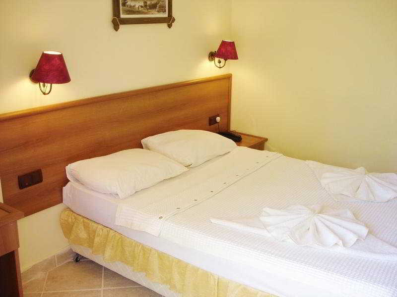 Mutlu Hotel Didim Buitenkant foto