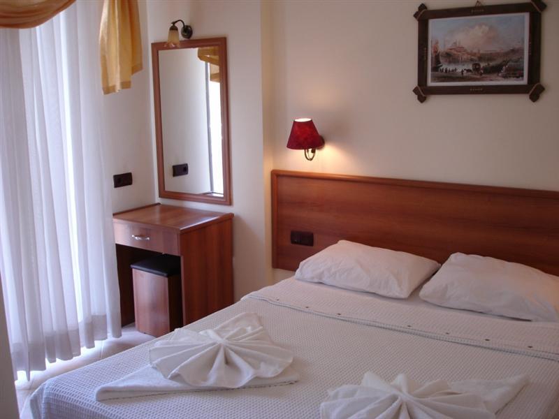 Mutlu Hotel Didim Buitenkant foto